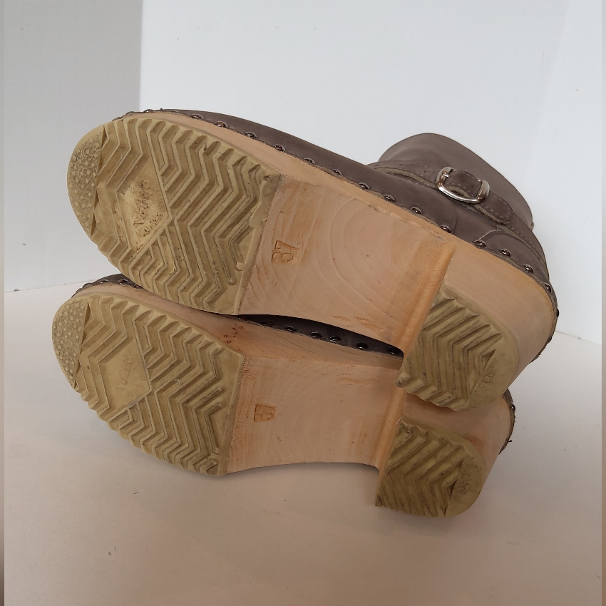Sandgren Swedish Clog Boots — image 8 of 8